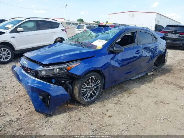 3KPF54AD8RE809500 2024 KIA FORTE - Image 2