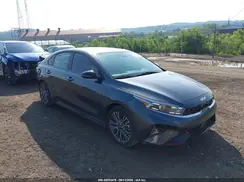 3KPF54AD8RE811733 2024 KIA FORTE