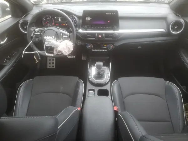 3KPF54AD8RE813479 2024 KIA FORTE - Image 8