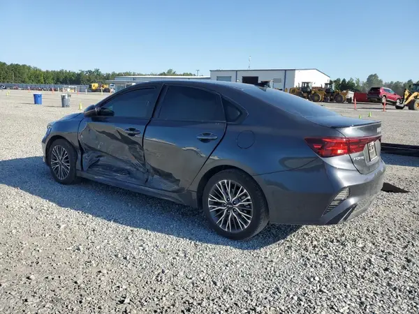 3KPF54AD8RE819251 2024 KIA FORTE - Image 2