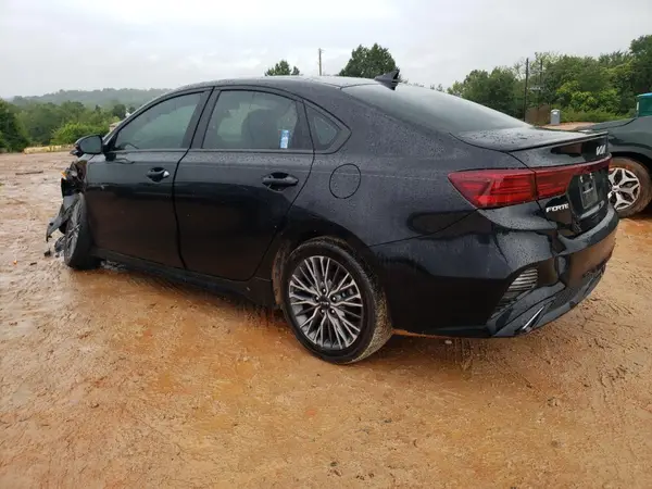 3KPF54AD8RE824580 2024 KIA FORTE - Image 2