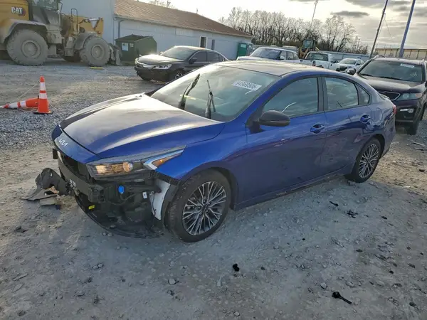 3KPF54AD8RE825017 2024 KIA FORTE - Image 1