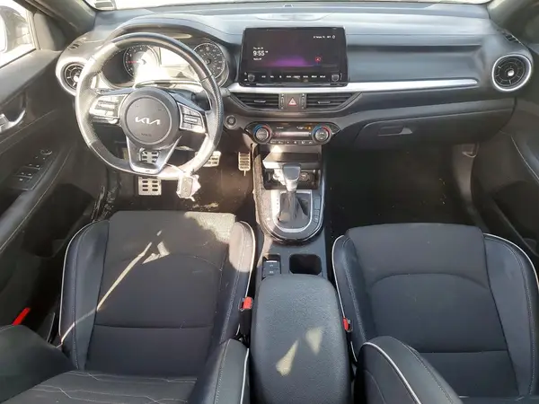 3KPF54AD8RE825390 2024 KIA FORTE - Image 8