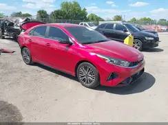 3KPF54AD8RE830136 2024 KIA FORTE