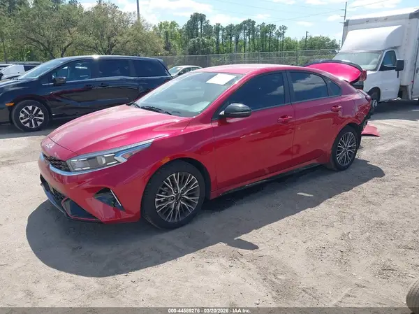 3KPF54AD8RE830136 2024 KIA FORTE - Image 2