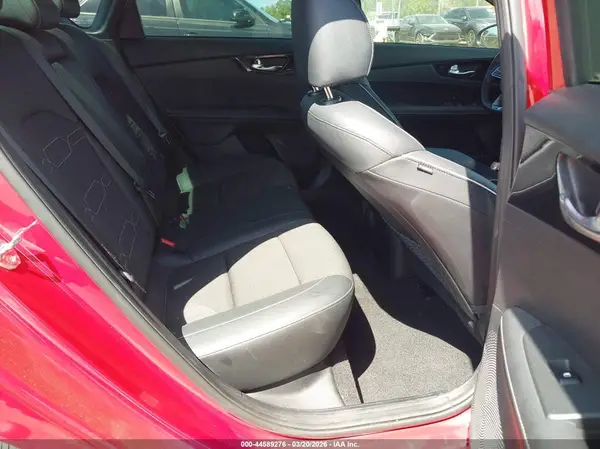 3KPF54AD8RE830136 2024 KIA FORTE - Image 8