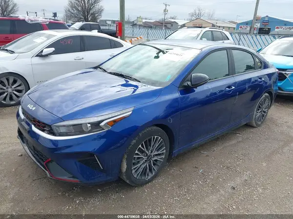 3KPF54AD8RE830251 2024 KIA FORTE - Image 2