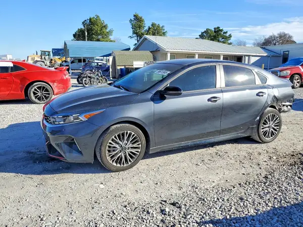 3KPF54AD8RE830539 2024 KIA FORTE - Image 1