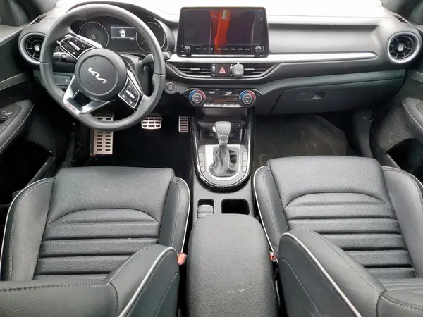 3KPF54AD8RE833103 2024 KIA FORTE - Image 8