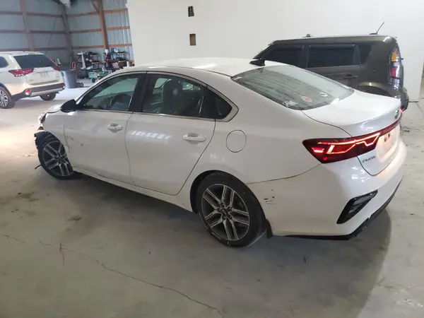 3KPF54AD9KE029804 2019 KIA FORTE - Image 2