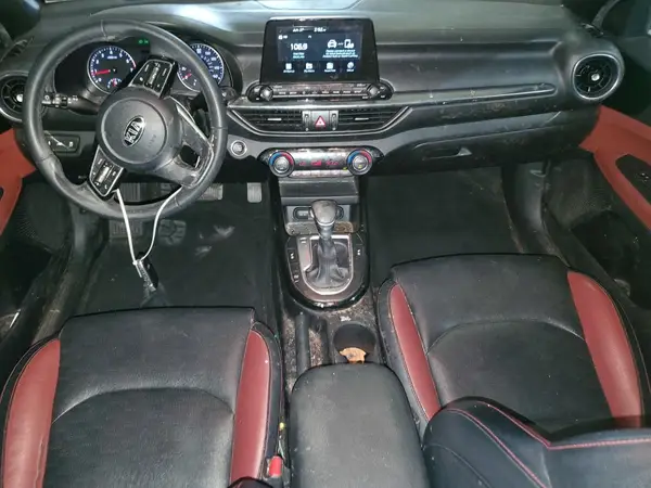 3KPF54AD9KE029804 2019 KIA FORTE - Image 8