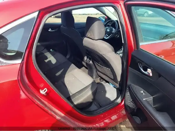 3KPF54AD9KE048059 2019 KIA FORTE - Image 8