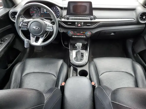 3KPF54AD9KE056940 2019 KIA FORTE - Image 8