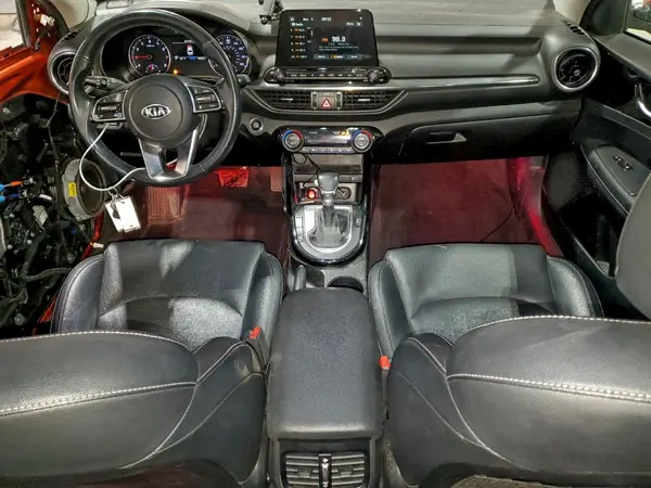 3KPF54AD9KE071082 2019 KIA FORTE - Image 8