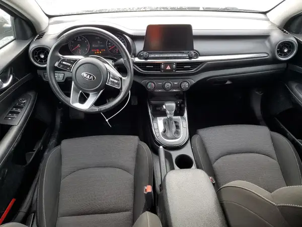 3KPF54AD9KE116764 2019 KIA FORTE - Image 8