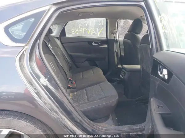 3KPF54AD9LE249753 2020 KIA FORTE - Image 8