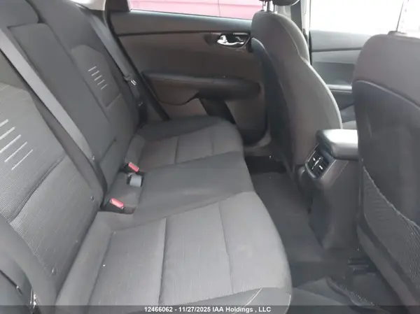 3KPF54AD9ME316434 2021 KIA FORTE - Image 8
