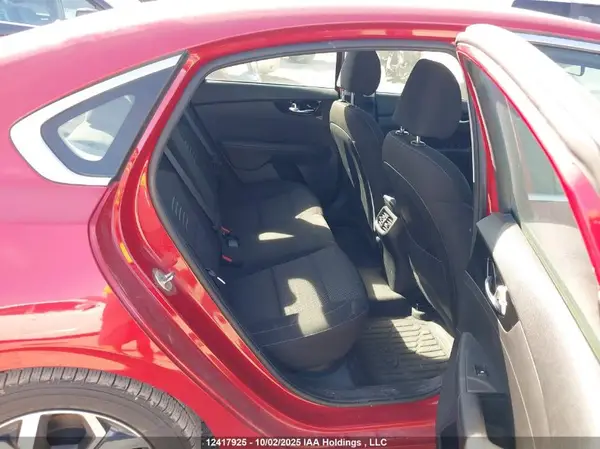 3KPF54AD9ME321732 2021 KIA FORTE - Image 8