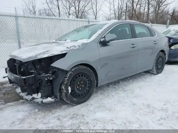 3KPF54AD9ME379520 2021 KIA FORTE - Image 2