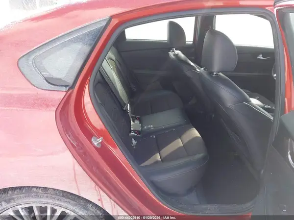 3KPF54AD9NE421007 2022 KIA FORTE - Image 8
