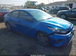3KPF54AD9NE421038 2022 KIA FORTE