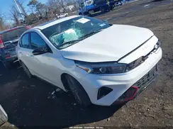 3KPF54AD9NE428197 2022 KIA FORTE