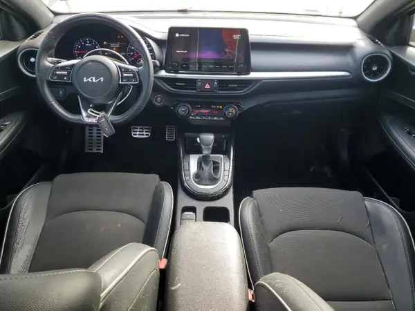 3KPF54AD9NE440527 2022 KIA FORTE - Image 8
