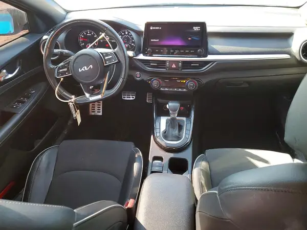 3KPF54AD9NE440981 2022 KIA FORTE - Image 8