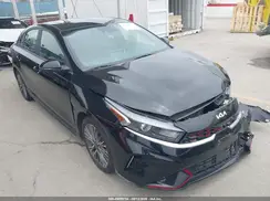 3KPF54AD9NE442794 2022 KIA FORTE