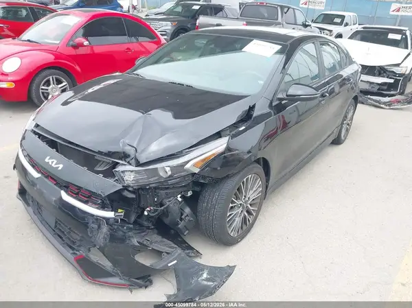 3KPF54AD9NE442794 2022 KIA FORTE - Image 2