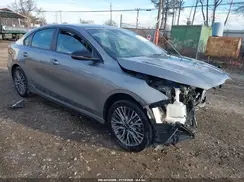 3KPF54AD9NE447090 2022 KIA FORTE