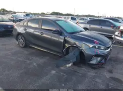 3KPF54AD9NE449924 2022 KIA FORTE