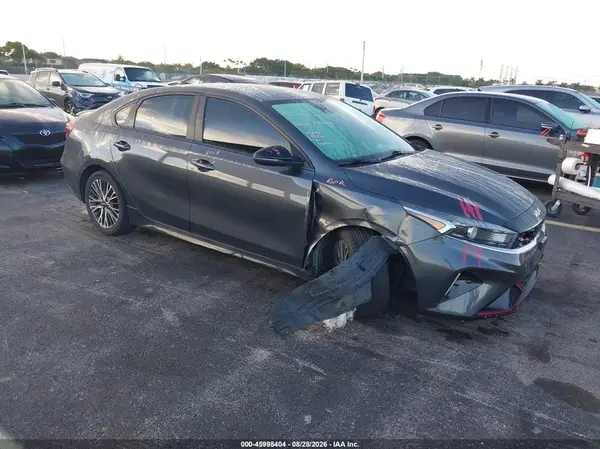 3KPF54AD9NE449924 2022 KIA FORTE - Image 1
