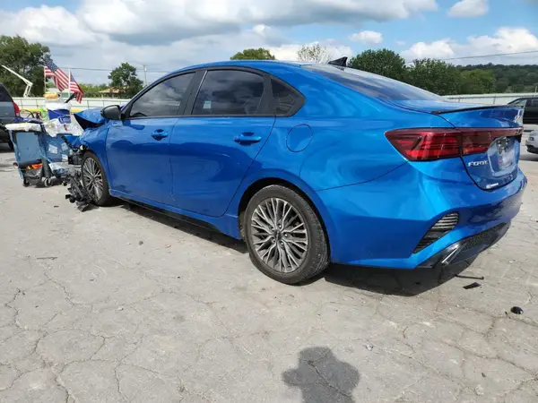 3KPF54AD9NE450149 2022 KIA FORTE - Image 2