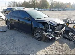 3KPF54AD9NE450801 2022 KIA FORTE