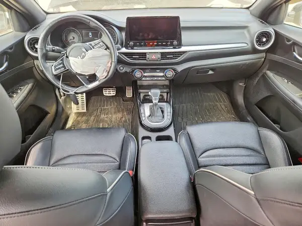 3KPF54AD9NE466917 2022 KIA FORTE - Image 8