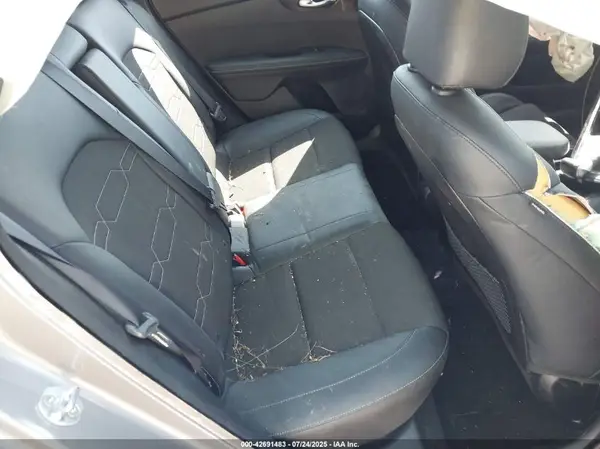 3KPF54AD9NE470417 2022 KIA FORTE - Image 8