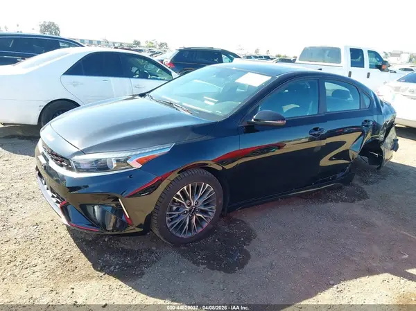 3KPF54AD9NE472345 2022 KIA FORTE - Image 2