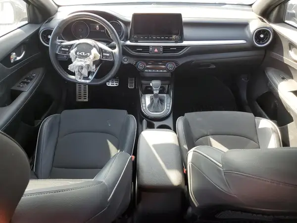 3KPF54AD9NE480168 2022 KIA FORTE - Image 8