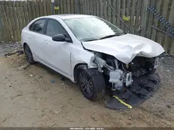 3KPF54AD9NE485094 2022 KIA FORTE