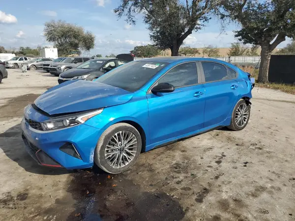 3KPF54AD9NE488478 2022 KIA FORTE - Image 1