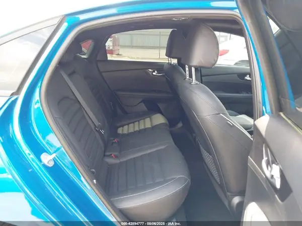 3KPF54AD9NE495057 2022 KIA FORTE - Image 8