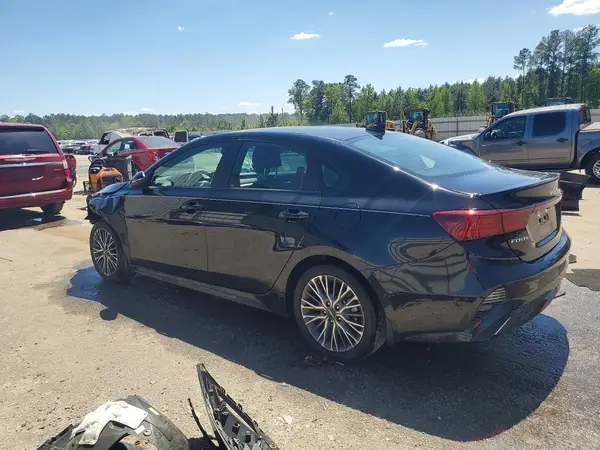 3KPF54AD9NE497942 2022 KIA FORTE - Image 2