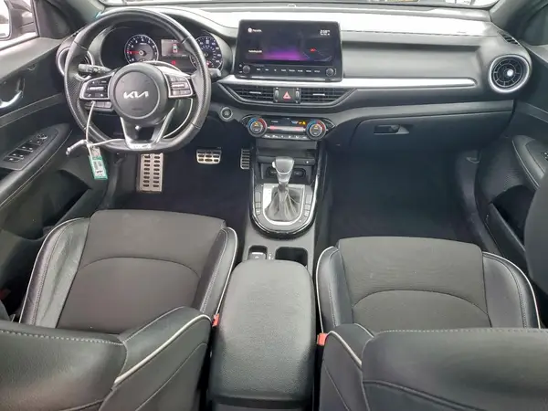 3KPF54AD9NE498525 2022 KIA FORTE - Image 8