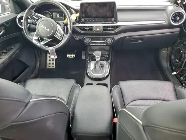 3KPF54AD9NE502881 2022 KIA FORTE - Image 8