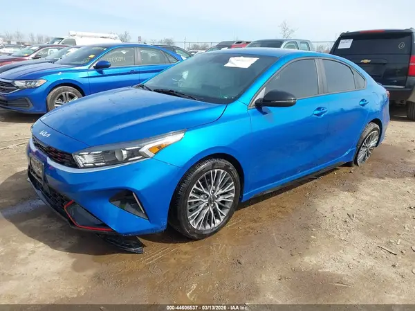 3KPF54AD9NE504341 2022 KIA FORTE - Image 2