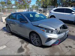 3KPF54AD9NE505814 2022 KIA FORTE