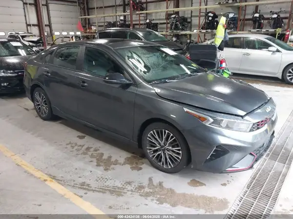 3KPF54AD9PE523202 2023 KIA FORTE - Image 1