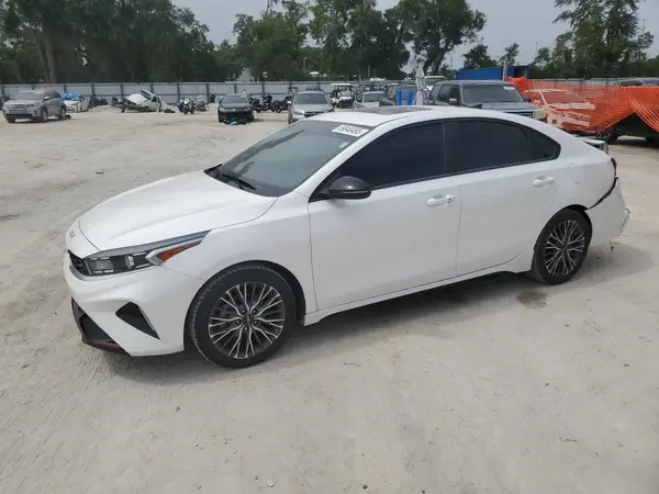 3KPF54AD9PE523460 2023 KIA FORTE - Image 1