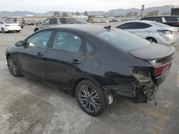 3KPF54AD9PE525838 2023 KIA FORTE - Image 2
